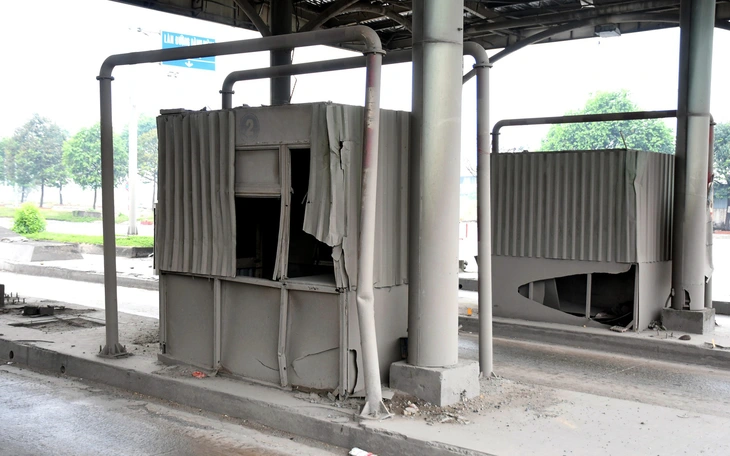 Sở Xây dựng TP.HCM có công văn khẩn báo cáo Bộ Xây dựng về ngày dỡ trạm BOT quốc lộ 51 - Ảnh 3.