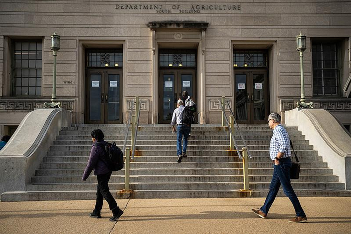 Departamento de Agricultura de EE.UU. elimina más de 20.000 empleados en cinco meses.