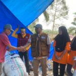 Laznas AQL Peduli menyalurkan bantuan logistik ke Dusun Lubuk Sidup Aceh Tamiang sebagai bagian dari upaya pendampingan bagi warga terdampak bencana. (istimewa)