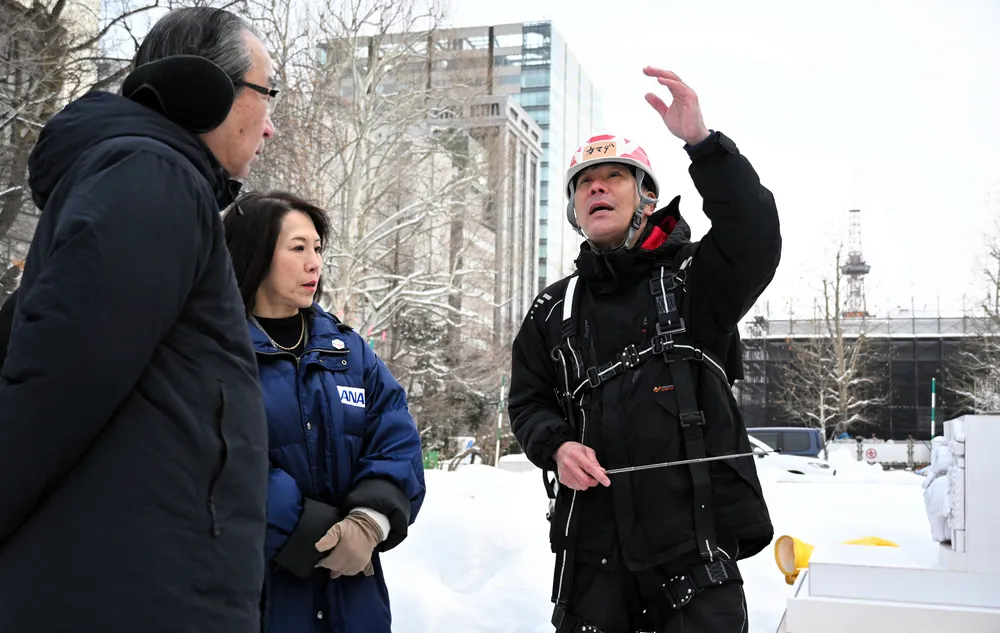 Snow Sculpture Preparations for Sapporo Snow Festival Progressing Smoothly, Organizing Committee Conducts Midpoint Check