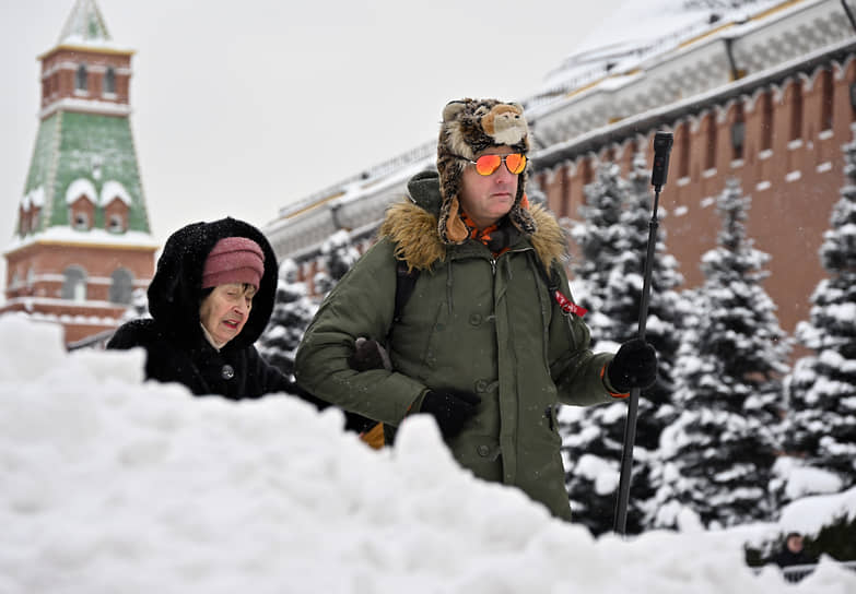 Прохожие на Красной площади