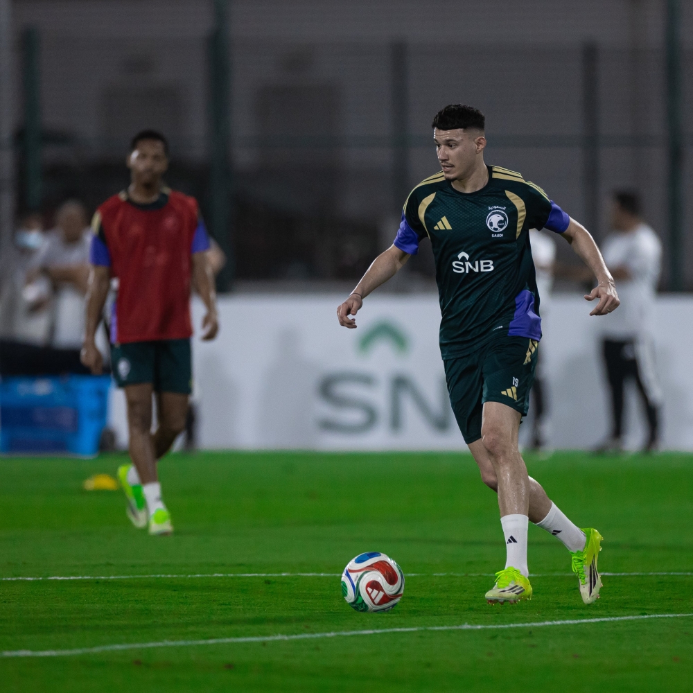 عبدالله الحمدان يرد على تعليق رينارد بشأن وجود أزمة في الأخضر بـ الهجوم 1