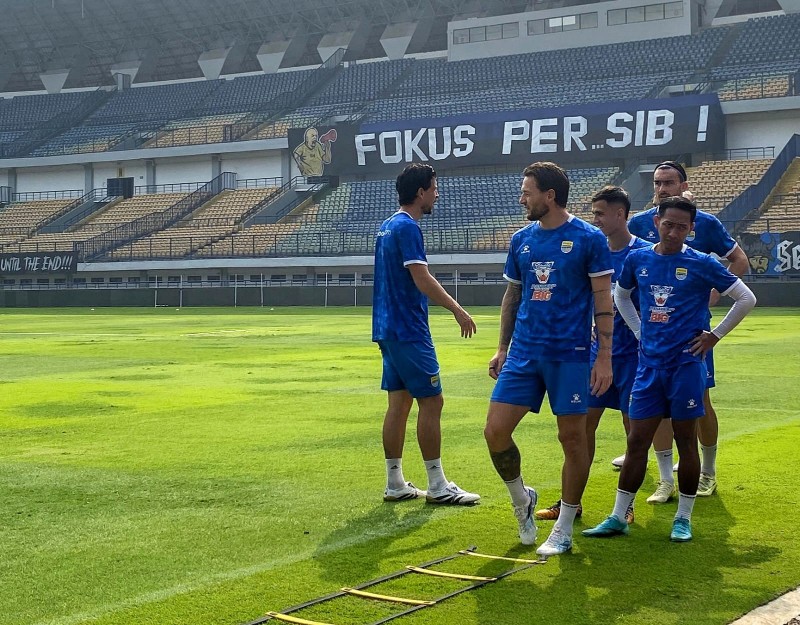 Bojan Hodak Sends a Warning Signal, Persib Bandung Ready to Overwhelm Arema FC