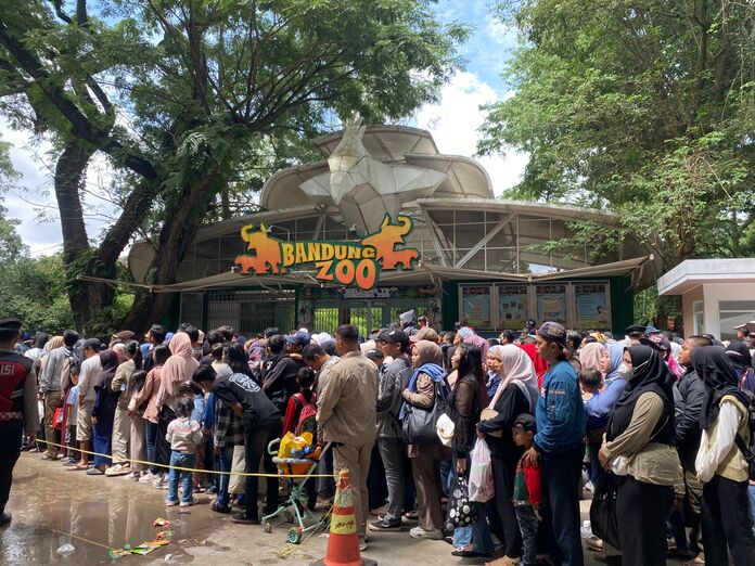 Former Bandung Regional Secretary Yossi Irianto Sentenced to 3 Years in Prison in Bandung Zoo Corruption Case, State Loss Rp25 Billion