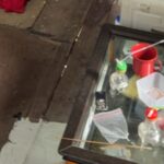 Barang bukti sabu, alat isap (bong) dan timbangan elektrik diamankan dari sarang narkoba. (istimewa)