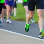 Ilustrasi sepatu lari murah (Freepik)