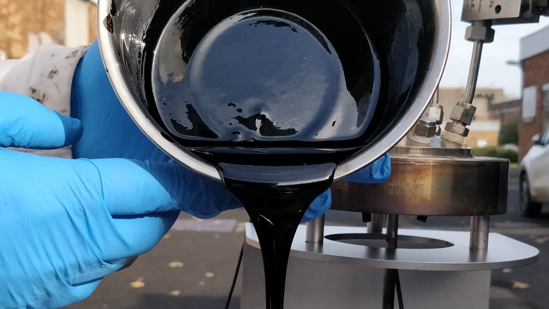 Planes running on feces... is this what awaits us in the future?