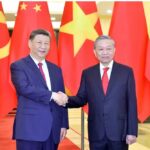 Hai đồng chí Tổng Bí thư, Chủ tịch nước tại cuộc hội đàm tại Hà Nội, tháng 4/2025. (Ảnh: Báo Nhân Dân)