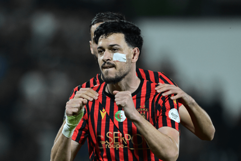 أحمد خالدي يحتفل بهدفه في شباك أولمبيك آسفي المغربي