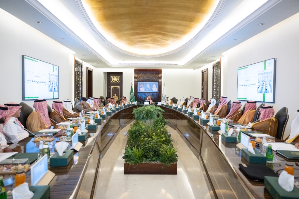 "لجنة الحج" تستعرض الجاهزية لموسم 1447هـ وخطط التفويج والمشاريع بالعاصمة المقدسة 1