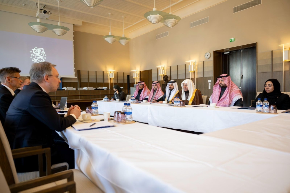 وفد من ديوان المظالم يزور المحكمة الإدارية العليا في فنلندا 1