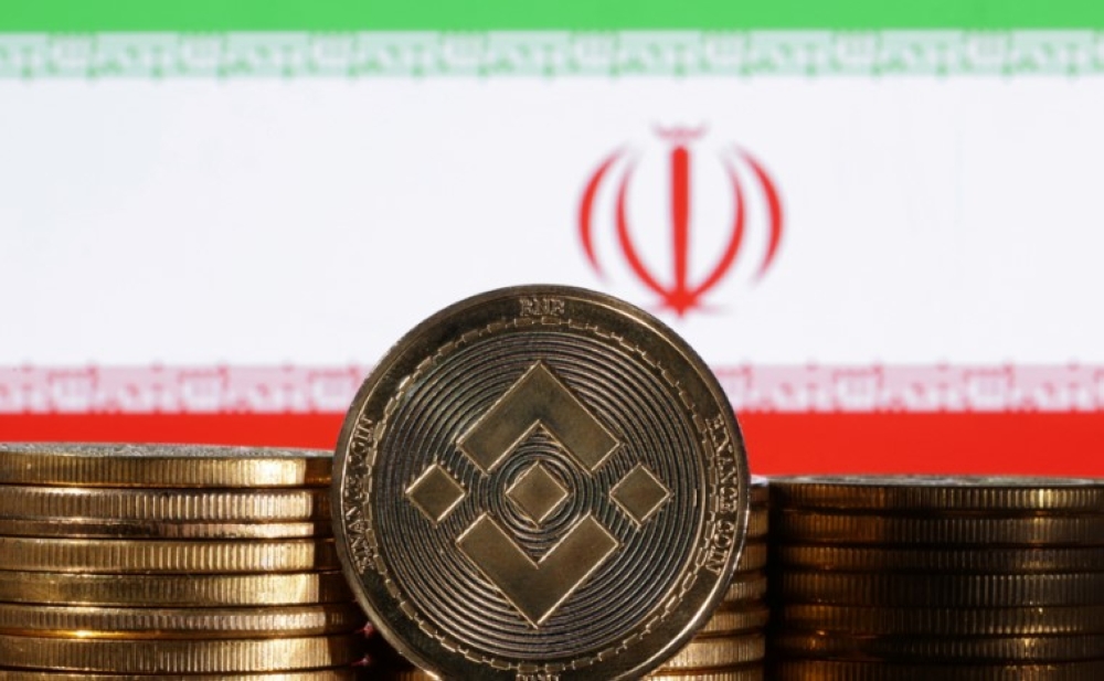 خطوة جديدة ضد طهران.. أمريكا تجمّد أصولًا رقمية بمئات الملايين 1