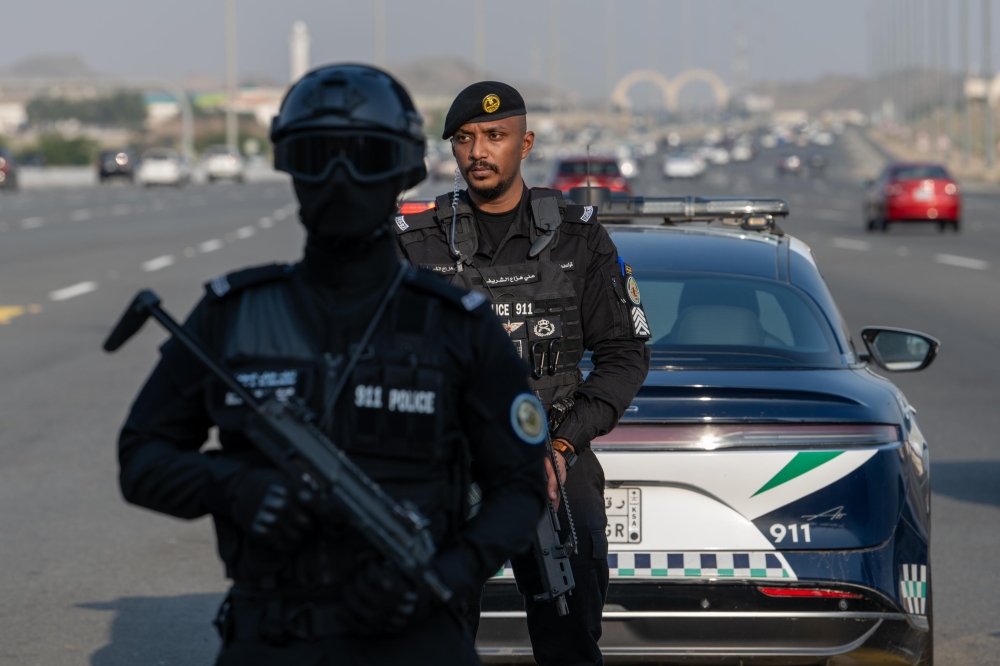 "الداخلية": غرامة 100 ألف ريال لإصدار تأشيرة زيارة لمخالفة أنظمة الحج 1