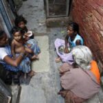 अमेरिका-ईरान का युद्ध बढ़ाएगा गरीबी. (Photo: Reuters)
