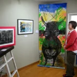 東日本大震災をテーマに開かれている「15年目の３・11」展