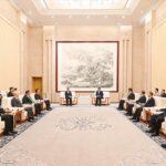 ▲ 4月24日上午，市委书记袁家军会见“知名港商重庆行”重要嘉宾代表。记者 苏思 摄/视觉重庆