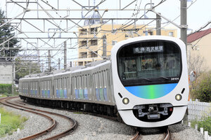 西武新宿線=西武鉄道提供