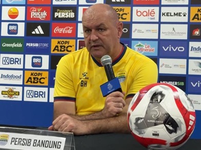 Pelatih Persib Bandung, Bojan Hodak.