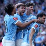 Man City đang hướng đến cú ăn 3 mùa này - Ảnh: The Guardian