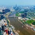 Hệ thống metro, trung tâm hành chính, các tuyến cầu đường lớn, những công trình văn hóa, phúc lợi... được xây dựng sẽ mở rộng không gian hiện đại, đưa TP.HCM vươn tầm - Ảnh: CHÂU TUẤN