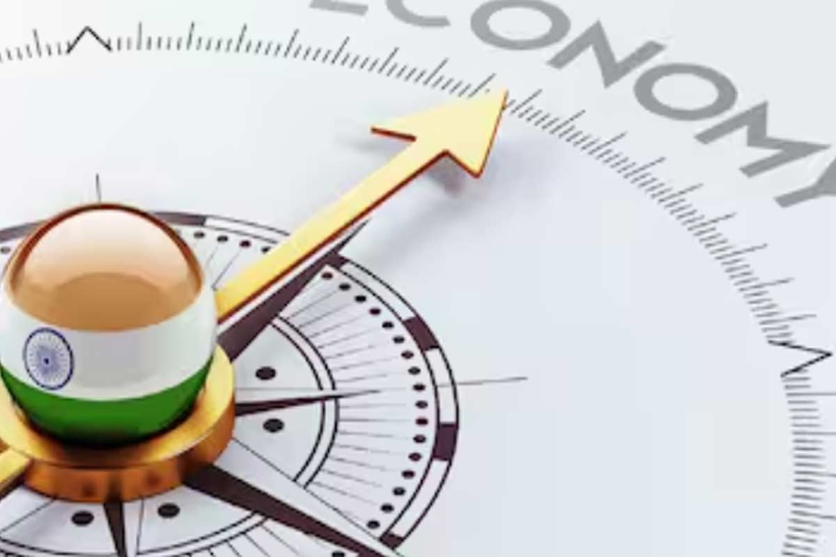অর্থনীতিবিদরা বলছেন, ২০২৬ সালের রিপোর্টেও ভারত ষষ্ঠ স্থানেই থাকতে চলেছে।