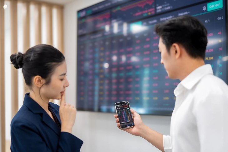 Nhiều công ty chứng khoán và doanh nghiệp đầu tư "tay ngang" có kết quả kinh doanh không đạt kỳ vọng do tự doanh - Ảnh: HỮU HẠNH