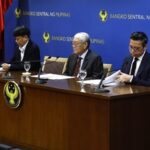 BSP Governor Eli Remolona Jr. is flanked by Deputy Governor Zeno Ronald Abenoja of the Monetary and Economics Sector and Monetary Policy Subsector officer-in-charge Dennis Lapid face the media during the briefing on the central bank's monetary policy stance on Thursday, April 23, 2026.