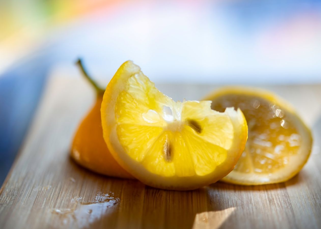 Lemon peel unsplash