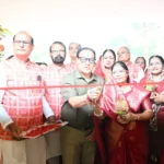 ताड़बन स्थित हनुमान मंदिर के समीप माहेश्वरी भवन चैरिटेबल ट्रस्ट, सिकंदराबाद द्वारा निर्मित महेश कन्वेंशन का उद्घाटन करते अशोक चांडक।