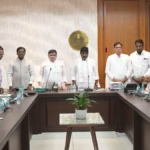 Telangana Cabinet Ministers and RTC Joint Action Committee JAC) observing two-minutes silence marking tributes to Shankar Goud, RTC driver who ended his life, at Secretariat on April 24, 2026 | Photo Credit: BY ARRANGEMENT