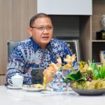 Reog-Ponorogo-Aufführung am Heldenmonument zieht große Menge an, Publikum wünscht sich häufigere Veranstaltungen.