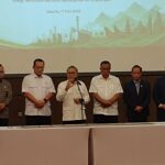 Coordinating Minister for Food Affairs Zulkifli Hasan (center) speaks to reporters after an MoU signing ceremony between Danantara and regional governments on waste-to-energy (WtE) plant development in Jakarta on May 11, 2026. (ANTARA/Aria Ananda)