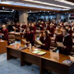 Senators take an oath as they convene as an impeachment court to hear the case of Vice President Sara Duterte, at the Senate in Pasay City, May 18, 2026. REUTERS/ Eloisa Lopez