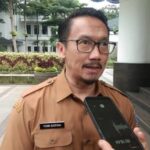 Kepala Dinas Sosial Kota Bandung, Yorisa Sativa, penertiban 51 Penyandang Masalah Kesejahteraan Sosial (PPKS) yang mayoritas berasal dari luar daerah. Dinsos menargetkan proses reunifikasi atau pemulangan PPKS ke daerah asal selesai dalam waktu maksimal tujuh hari.(Diwan Sapta Nurmawan/Radar Bandung)
