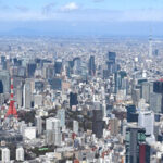 東京都の上空=2026年3月、朝日新聞社ヘリから