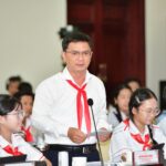 Ông Nguyễn Mạnh Cường - Phó chủ tịch UBND TP.HCM - ghi nhận và tiếp thu những hiến kế rất thiết thực và sát thực tế - Ảnh: DUYÊN PHAN