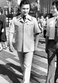A Cool Biz predecessor: a suit jacket with short sleeves called Energy-Saving Look (Summer 1979, Sapporo)