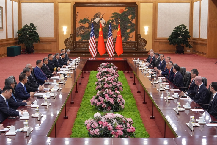 Tổng thống Mỹ Donald Trump hội đàm với Chủ tịch Trung Quốc Tập Cận Bình tại Đại lễ đường Nhân dân, Bắc Kinh, ngày 14-5 - Ảnh: AP