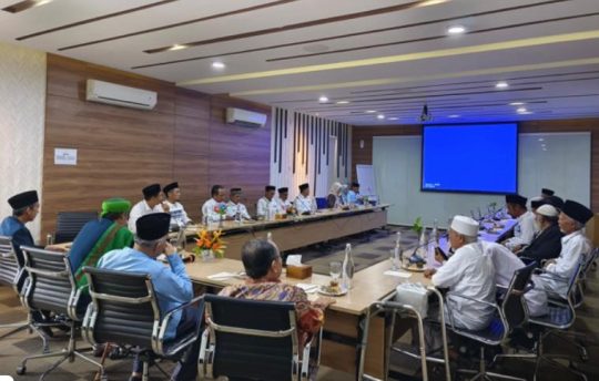 Rapat Koordinasi Majelis Syuro, Dewan Pakar dan Wakil Pimpinan PB Al-Khairiyah pada 20 Mei 2026 di Kota Cilegon Banten (Dok. Humas PB Al-Khairiyah)