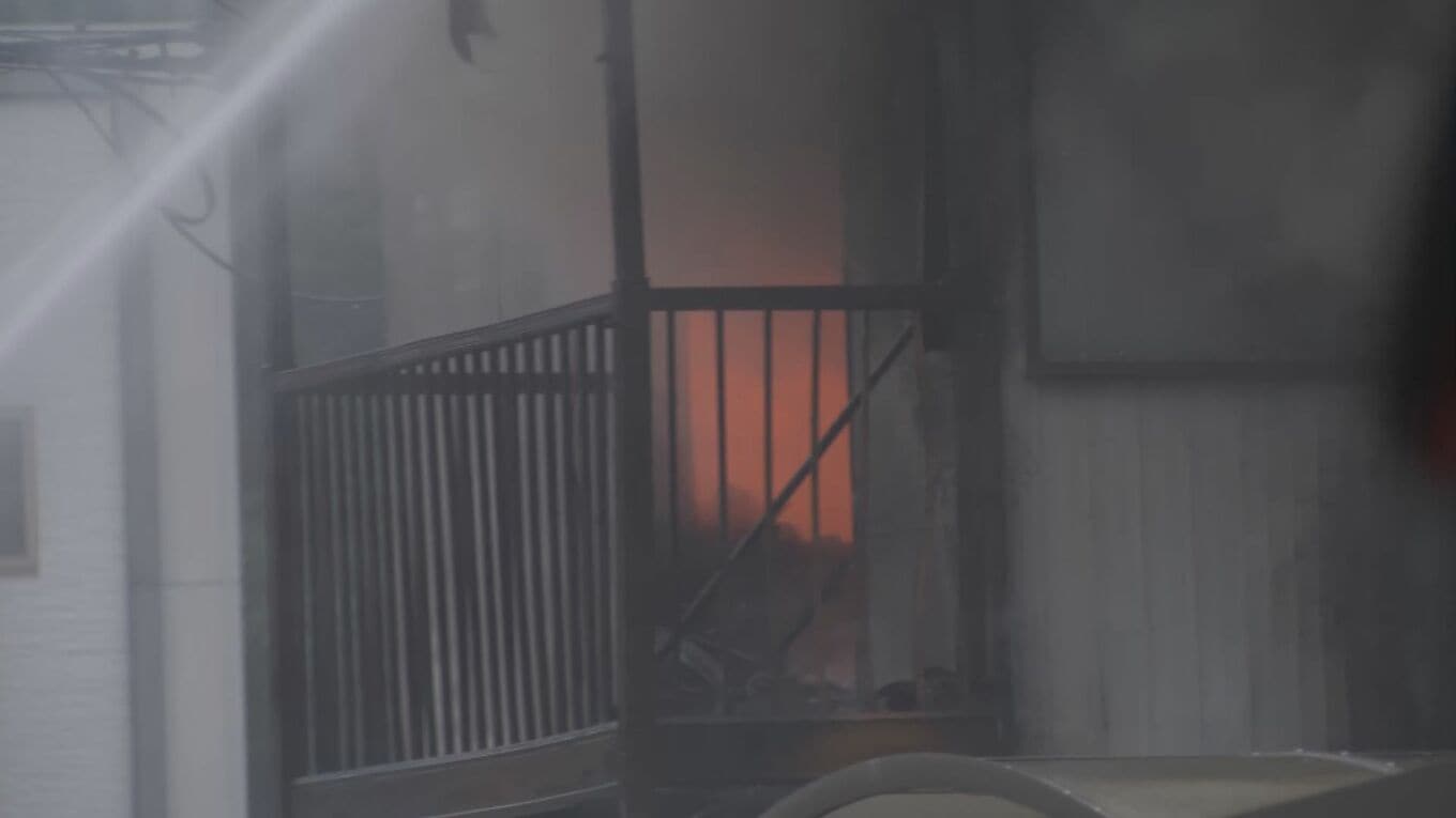 ｢ライターとたばこで布団に放火した｣ 住宅が全焼する火事 自宅に放火した疑いで無職の57歳男を逮捕 約1時間後 交番に出頭… 名古屋･昭和区 | 名古屋・愛知・岐阜・三重のニュース【CBC news】 | CBC web