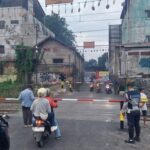 Sebelumnya baru dipasang palang pintu sementara di perlintasan Ampera Bekasi Timur (Foto: Dok. KAI Daop 1)