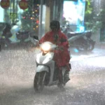 Hôm nay 19-5, thời tiết cả nước có mưa to đến rất to - Ảnh: T.L