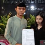 Pasangan calon pengantin Aldi (32) dan Feny (32) yang menjadi korban dugaan penipuan penyelenggara pernikahan atau wedding organizer. (ANTARA).