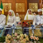 Pasangan disabilitas mengikuti nikah massal di Pendopo Kota Bandung, Jawa Barat, Rabu (11/2/2026). Pemerintah Kota Bandung bersama Yayasan Mimbar Hiburan dan Amal Bagi Dhuafa menggelar nikah massal bagi tujuh pasangan disabilitas yang digelar dalam rangka menyambut bulan suci Ramadhan. ANTARA FOTO/Raisan Al Farisi/foc.