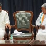 শিবকুমার ও সিদ্দারামাইয়া। ফাইল ছবি।