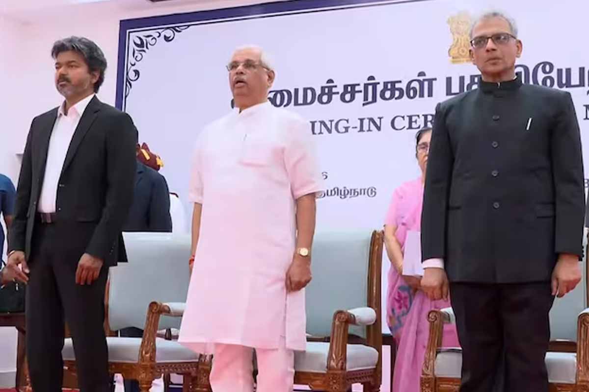 ২৩ জন বিধায়কের শপথগ্রহণের মুহূর্ত।