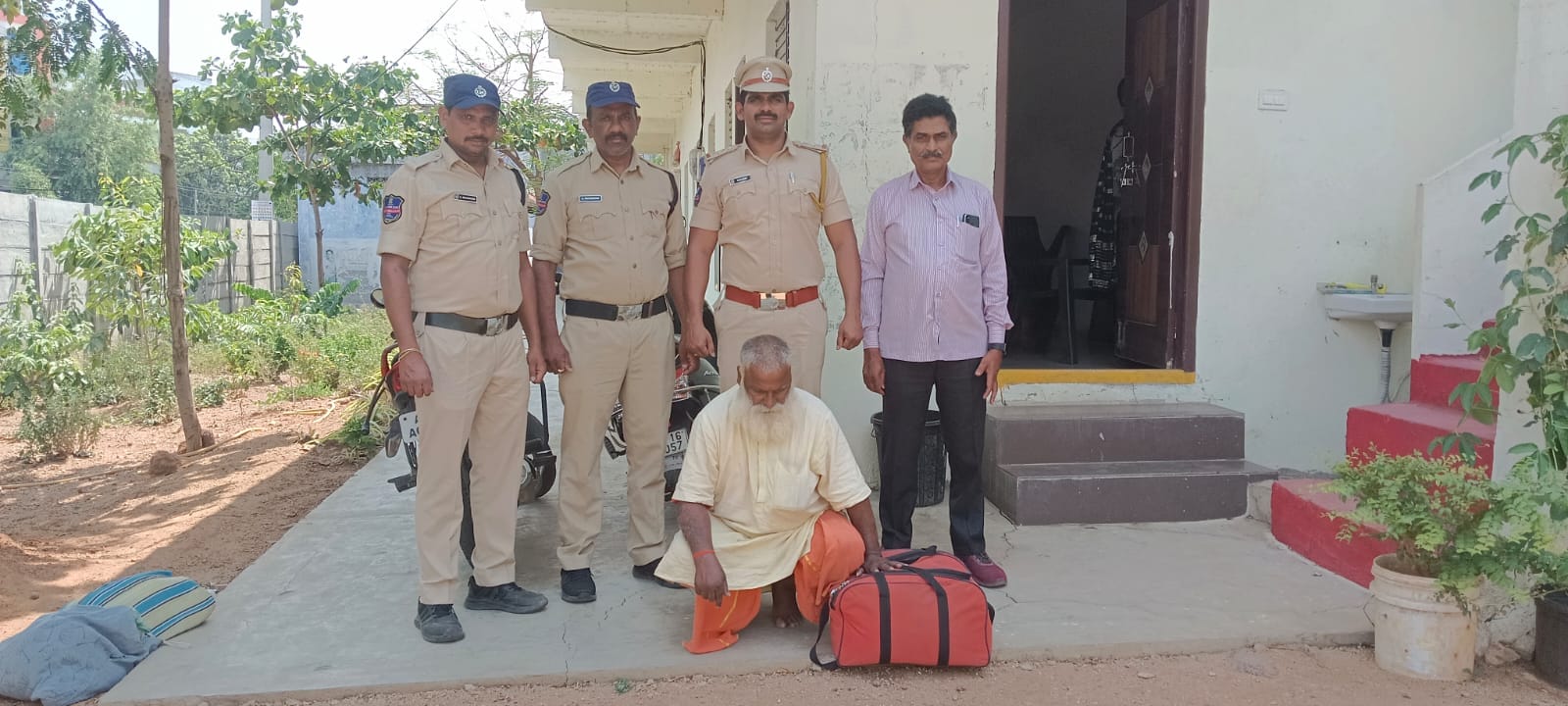 Person arrested with 5.35 kg of cannabis in Hyderabad.