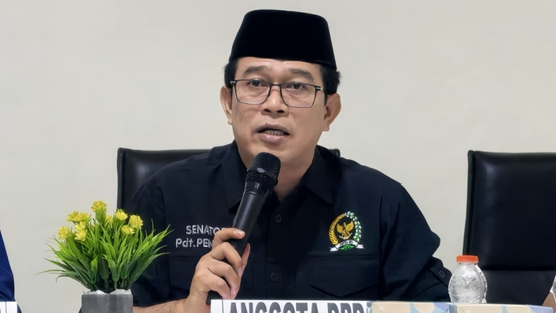 Anggota DPD, Penrad Siagian. (istimewa)