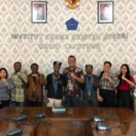 Audiensi kepada Rektor, GMKI Cabang Tarutung menyampaikan dukungan transformasi IAKN Tarutung menjadi UKN. (istimewa)