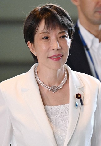 Prime Minister Sanae Takaichi arrives at her office in Tokyo's Chiyoda Ward, June 8, 2026. (Mainichi/Yoshiyuki Hirakawa)